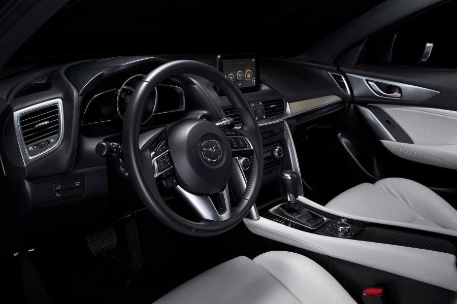  Mazda CX-4 2016 года  (фото 10 из 38)